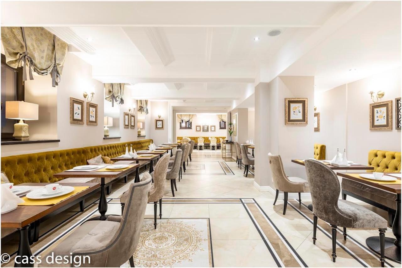Hotel Versay Baile Herculane Luaran gambar